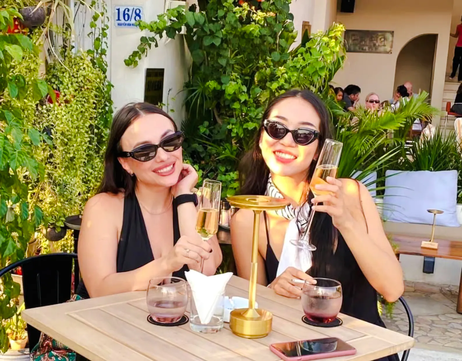 Thao Dien Food Tour: Luxury Saigon & Metro Experience