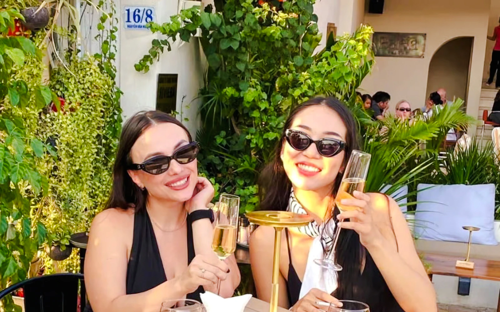 Thao Dien Food Tour: Luxury Saigon & Metro Experience