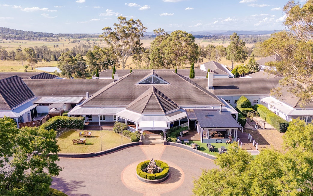 Hunter Valley estate with scenic vineyard views, part of the Wine and Food Day Tour.