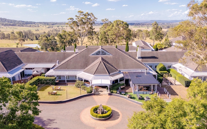 Hunter Valley estate with scenic vineyard views, part of the Wine and Food Day Tour.