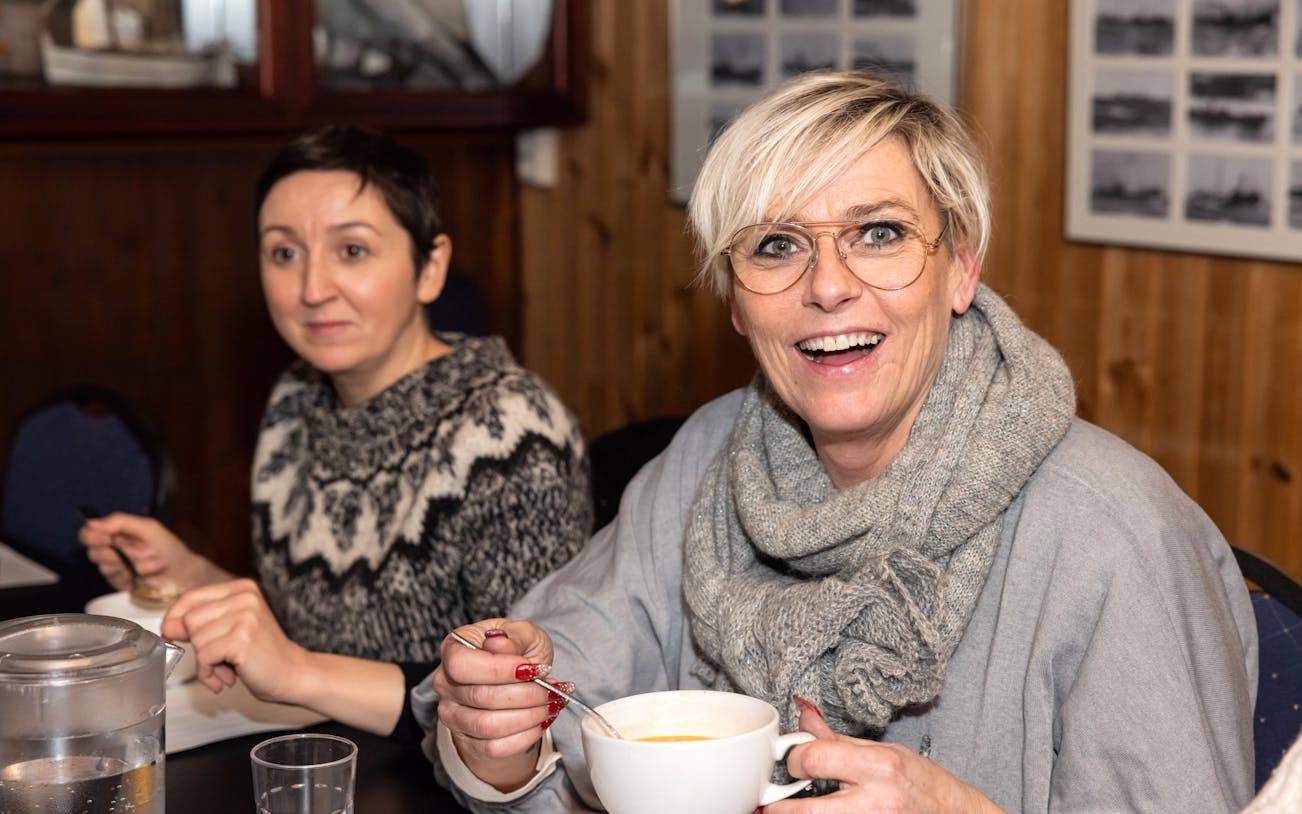 tour gastronomico a piedi a reykjavík con degustazioni di specialità tradizionali islandesi e visita al mercato locale-5