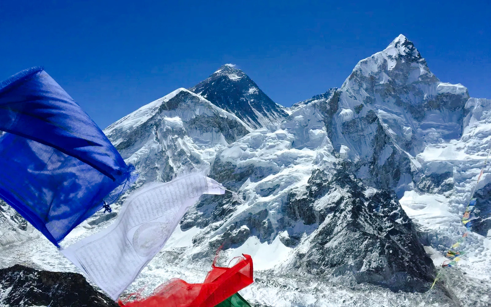 From Kathmandu: Private Everest Helicopter Charter with Kala Patthar Landing and Everest View Hotel Breakfast (Product 56231)
