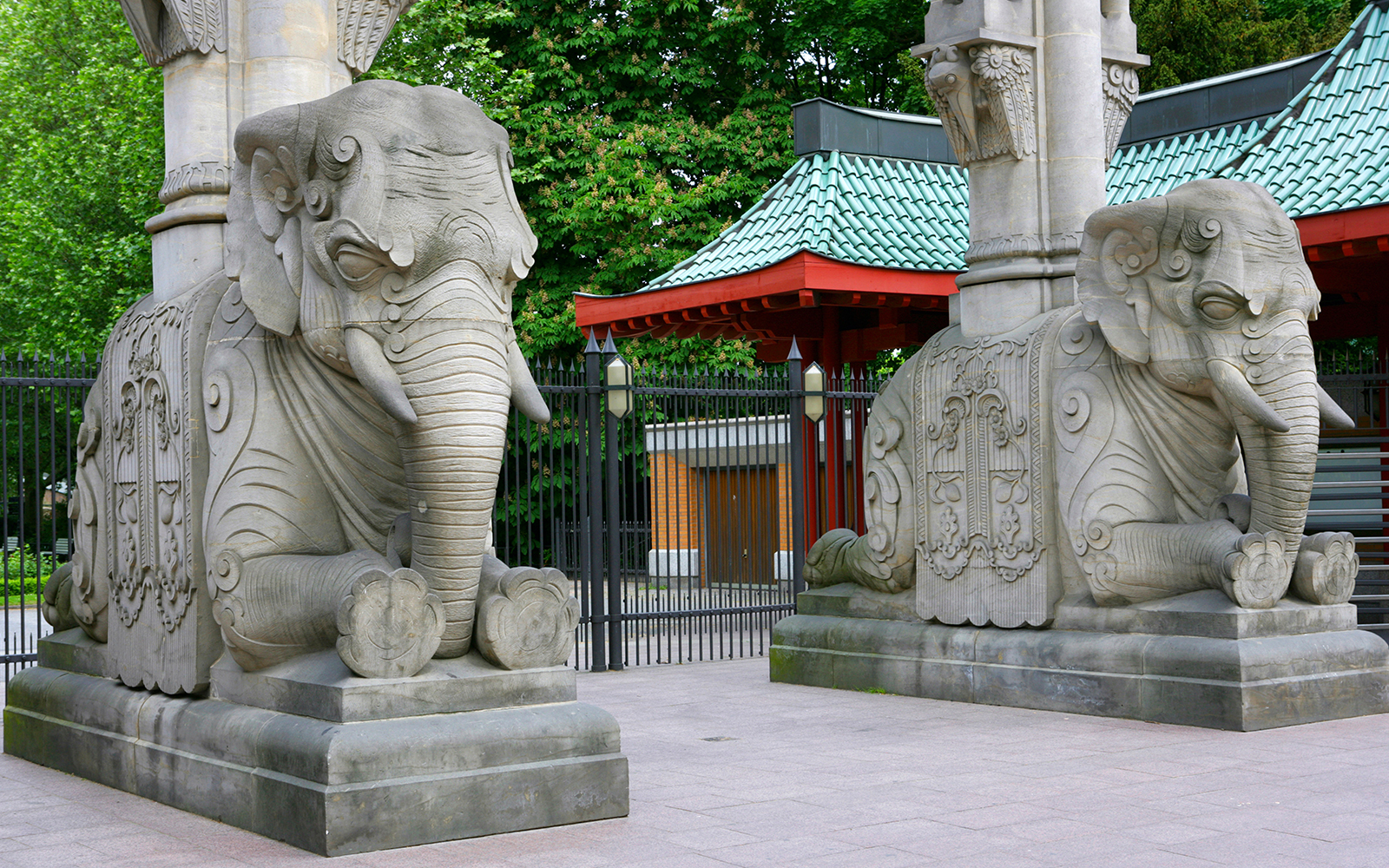 Porte des éléphants