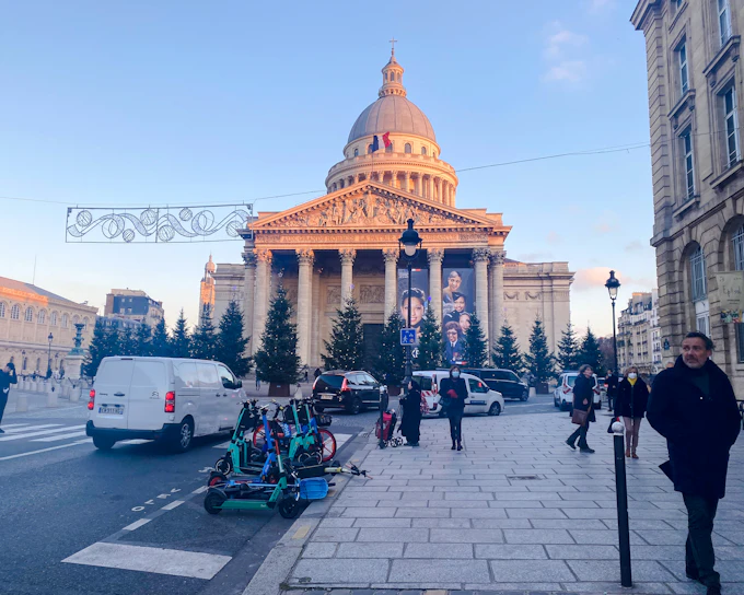 Paris Latin Quarter Guided Walking Tour