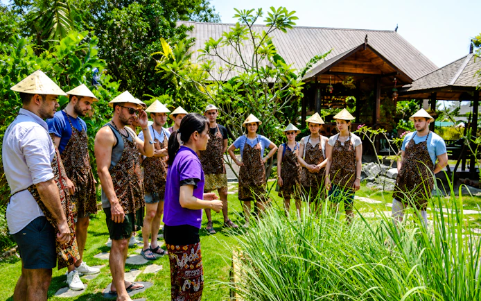 Chiang Mai Thai Cooking Class with Local Market and Organic Garden Visit