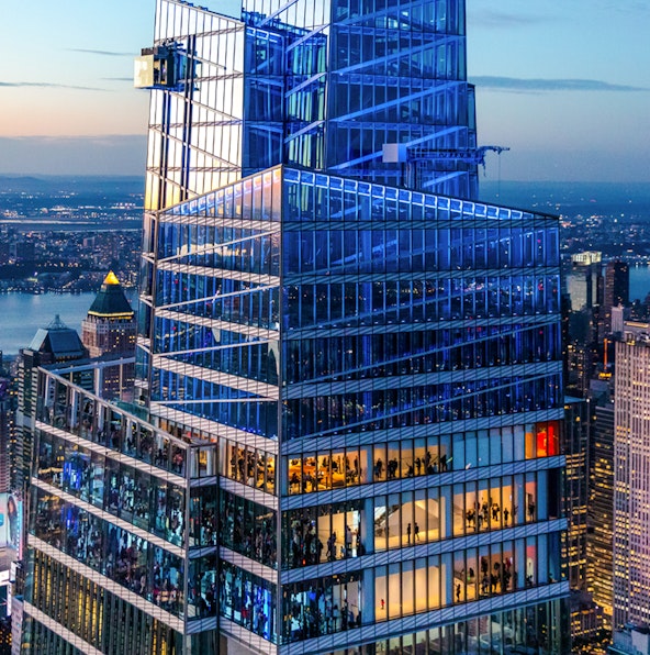 The full experience of the SUMMIT One Vanderbilt Ascent
