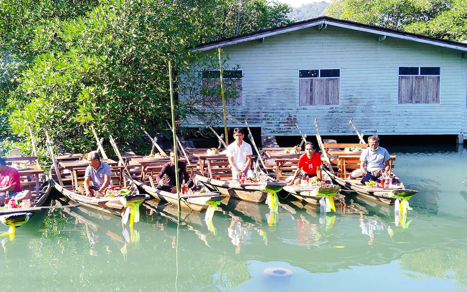 Koh Chang Private Salak Khok Mangrove Gondola Boat Tour Image 2