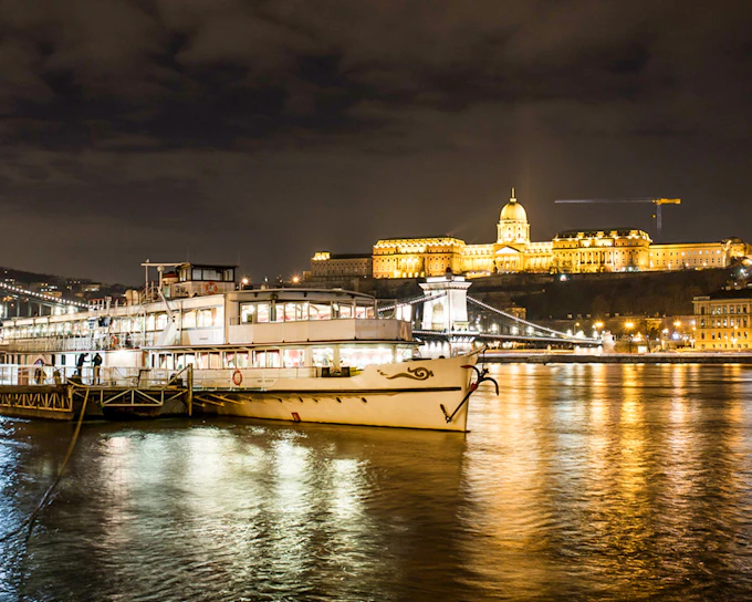 Budapest Danube River Evening Cruise with Live Music