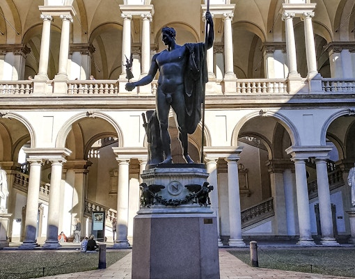 The Brera courtyard & napoleonic statue