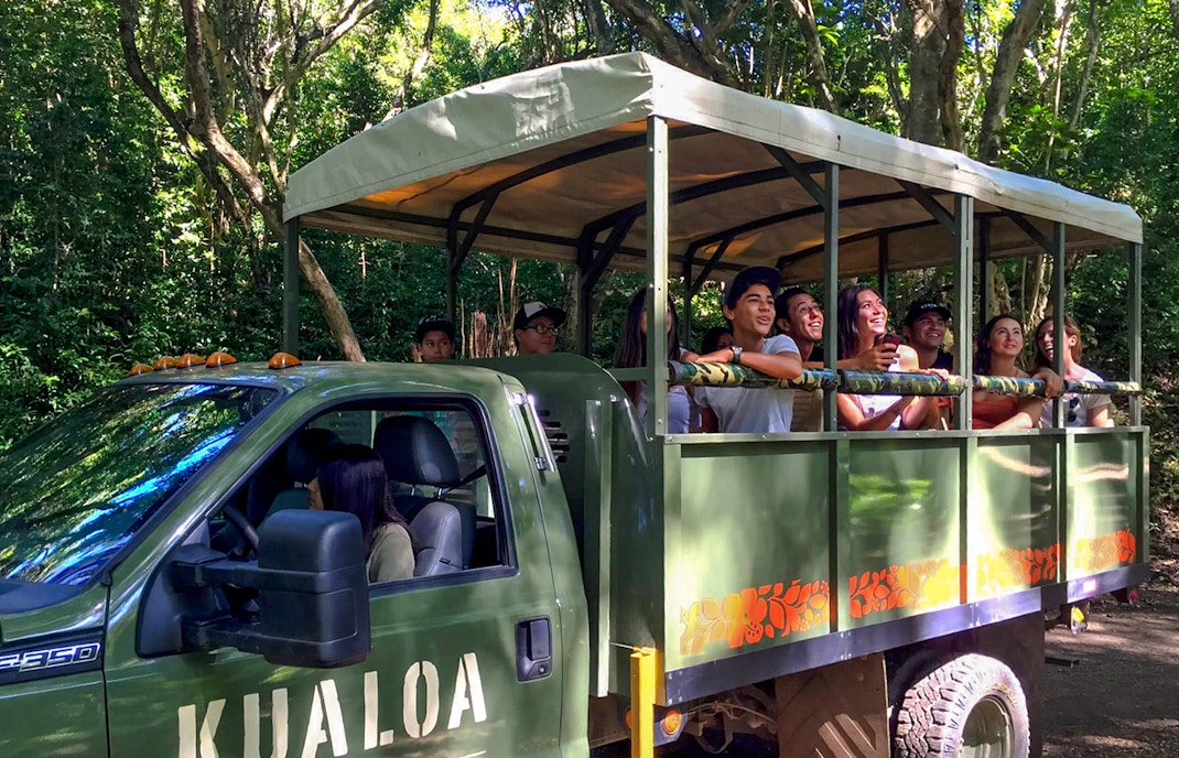 Weekday vs weekend time to visit Kualoa Ranch
