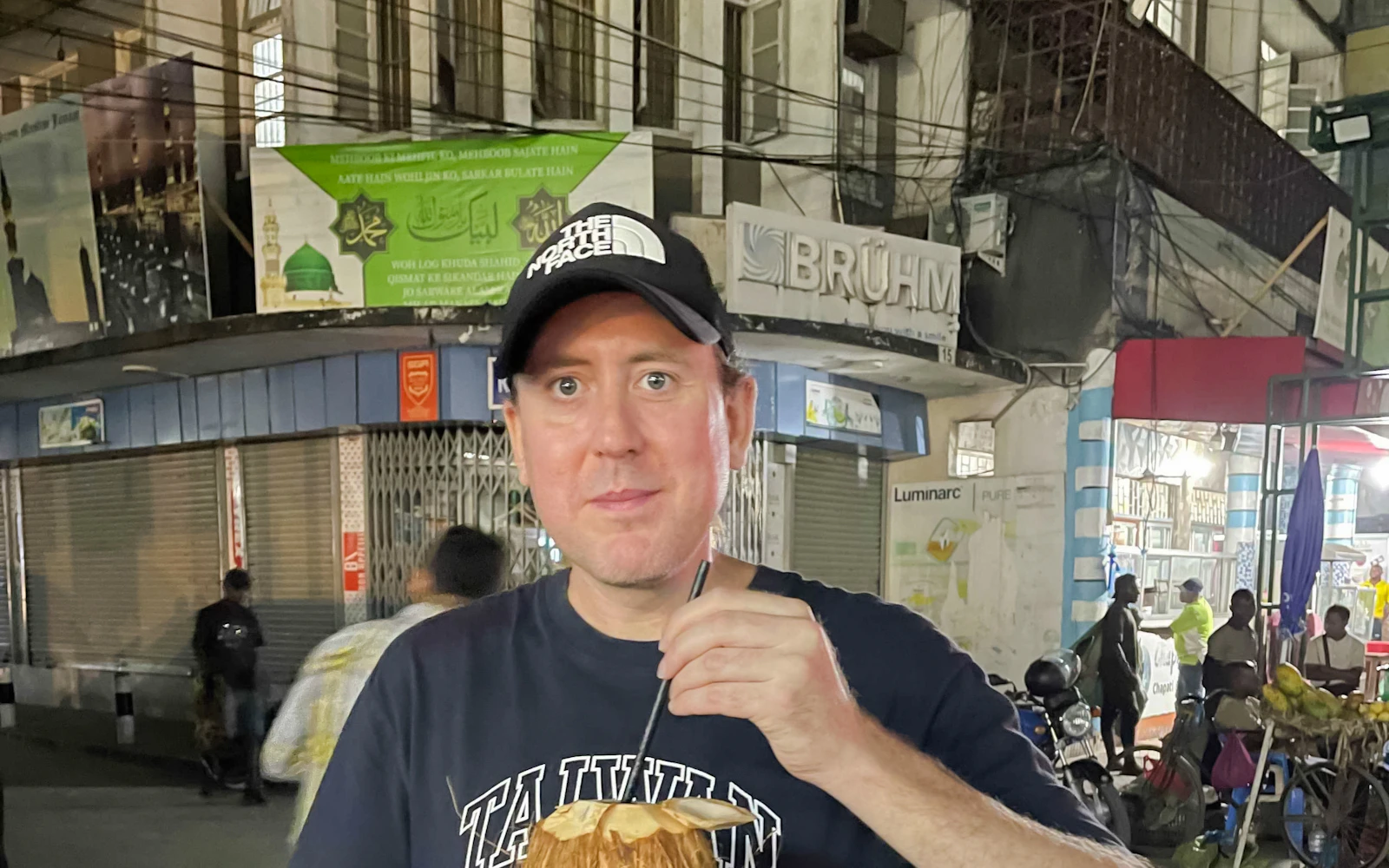 Dar es Salaam Private Food Tour with 10 Tastings (Product 55685)