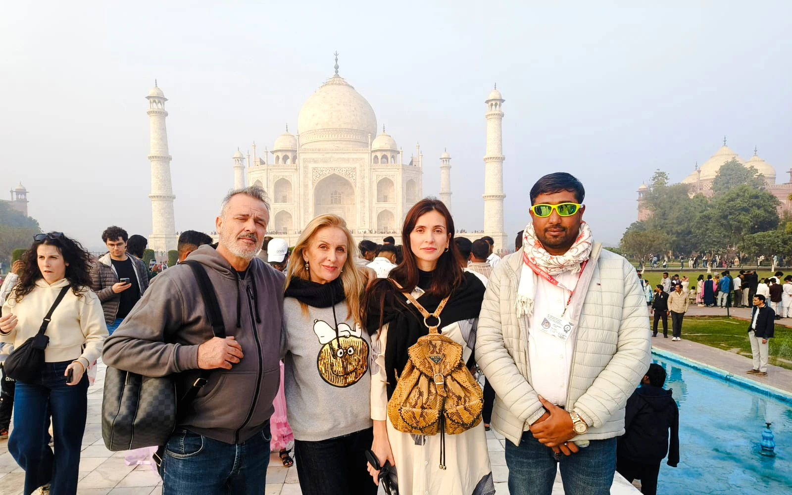 From Delhi: Private Taj Mahal and Agra Fort Day Trip with 5-Star Hotel Lunch and Entry Tickets (Product 56246)