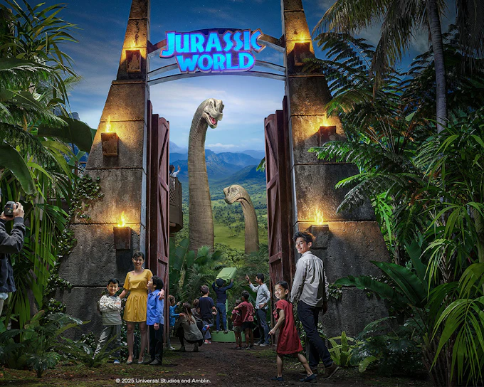 Jurassic World: The Experience in Bangkok