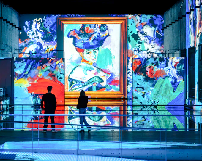 Bassins des lumières: Matisse & Frida Kahlo Immersive Experience