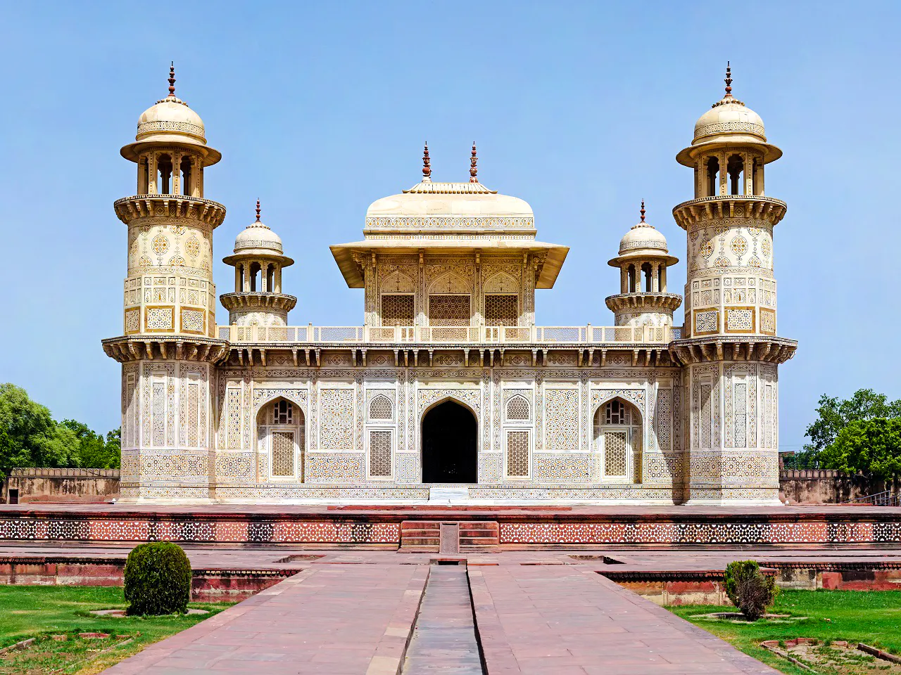 Baby Taj in Agra, intricate marble facade, part of Taj Mahal, Agra Fort & Baby Taj day trip.