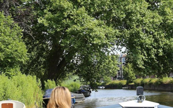 Haarlem Open-Boat Canal Cruise with Live Skipper Commentary