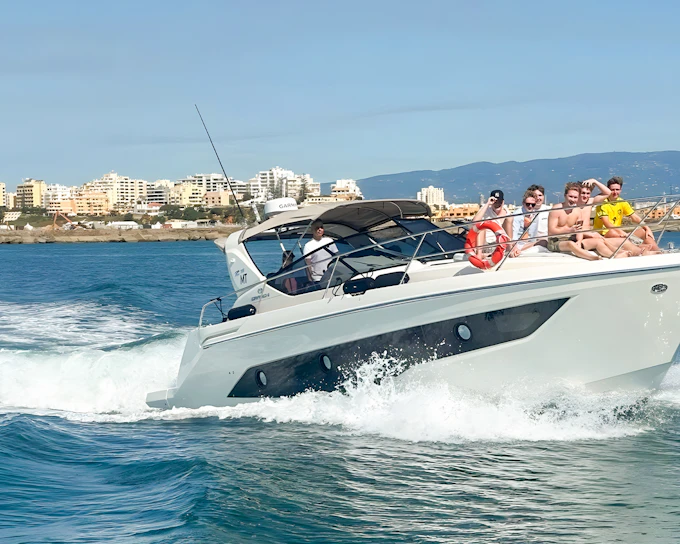 From Portimão: Benagil Cave Private Boat Tour