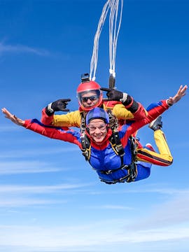 Sky Dive Abu Dhabi Tickets
