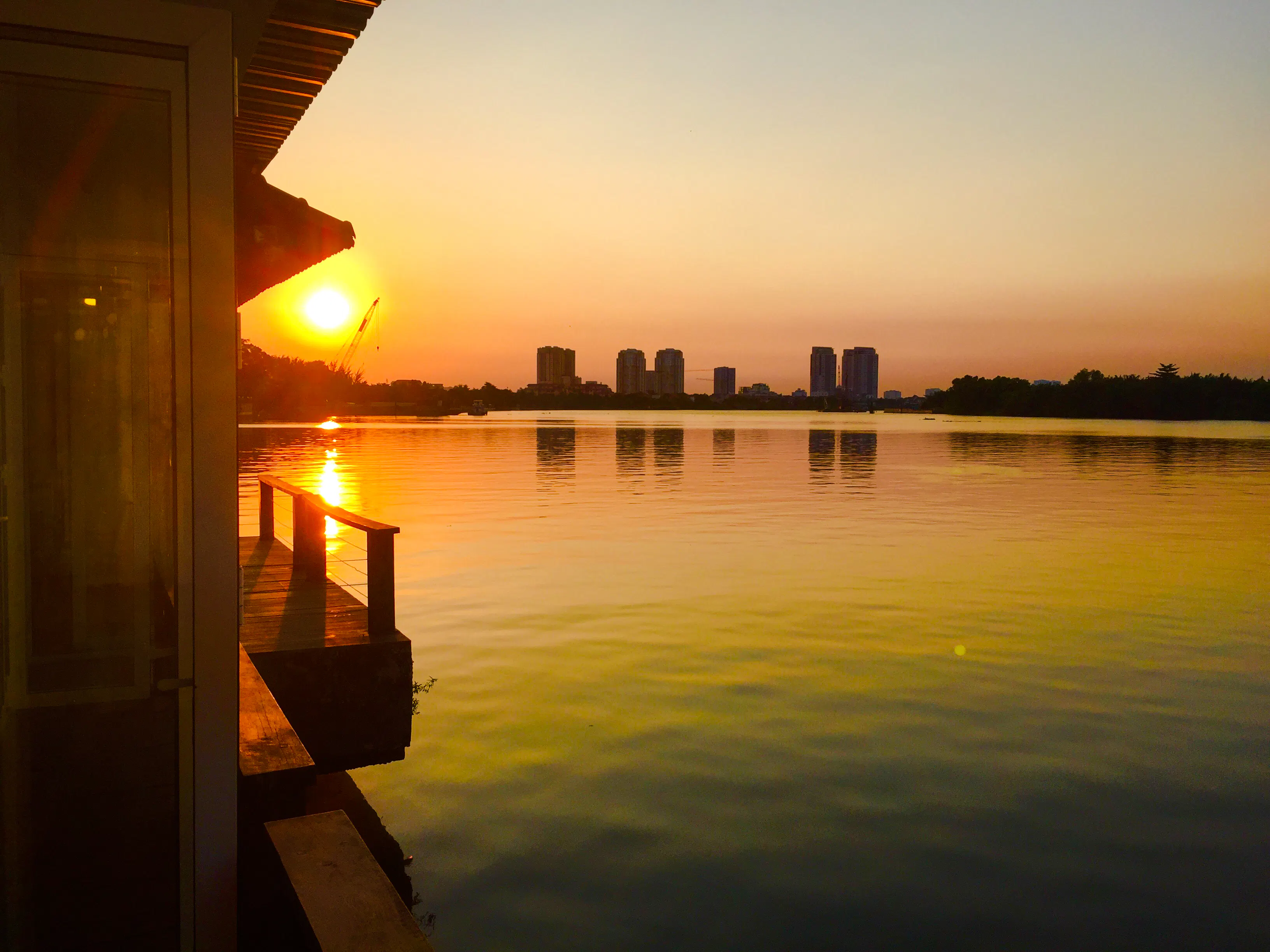 ho chi minh city saigon river sunset speedboat cruise with cocktail-3