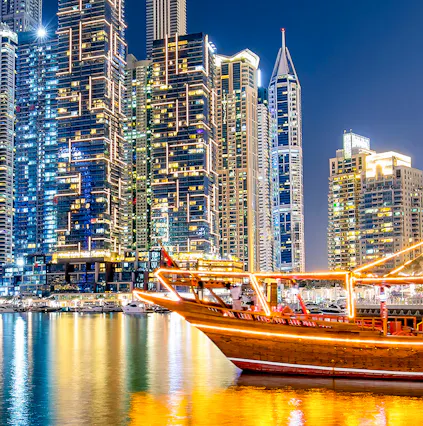 How to Pick the Best Dhow Cruise in Dubai