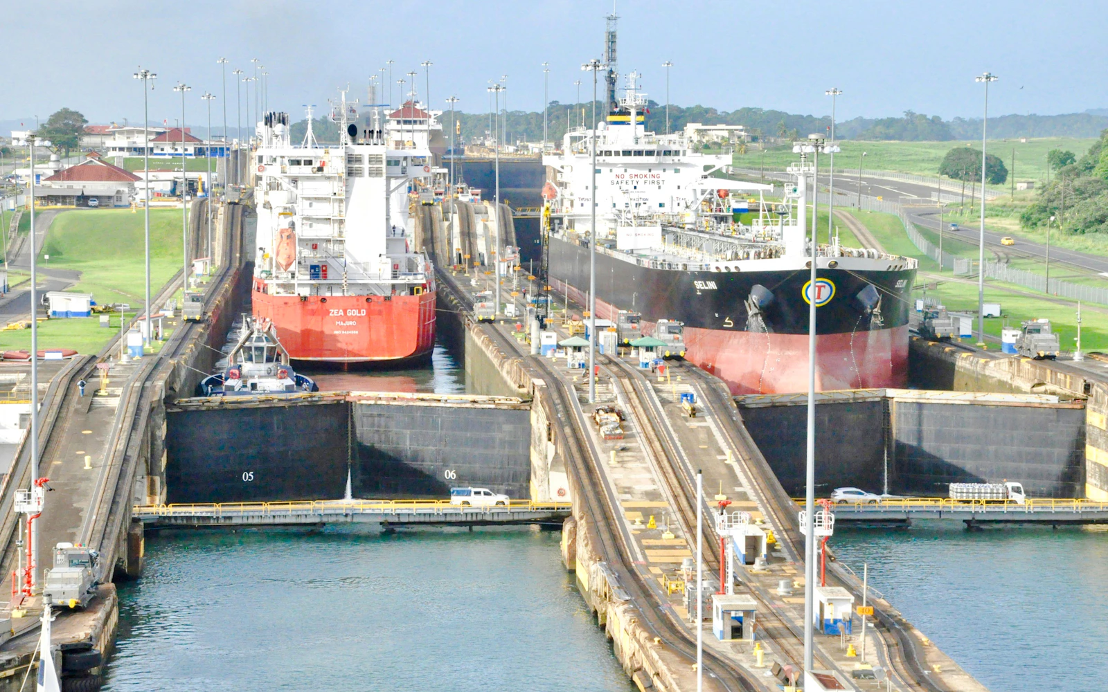 Panama City Highlights & Panama Canal Small-Group Tour with Hotel Pickup and Drop-Off