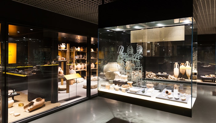 Cosmetics and eroticism