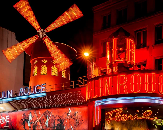 Paris: Montmartre Cheese, Charcuterie & Wine Tasting with Audio Guide