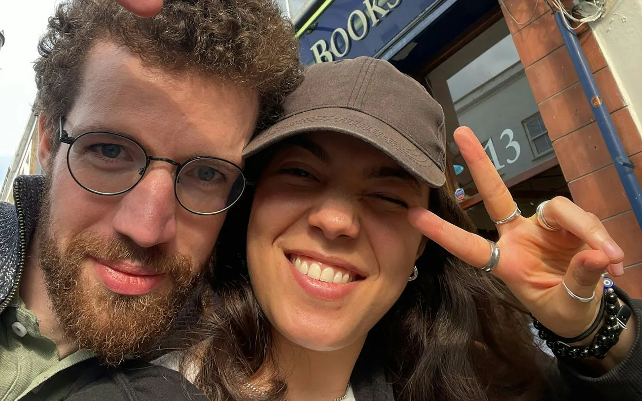 Love in London, Notting Hill: Self-Guided City Exploration Game