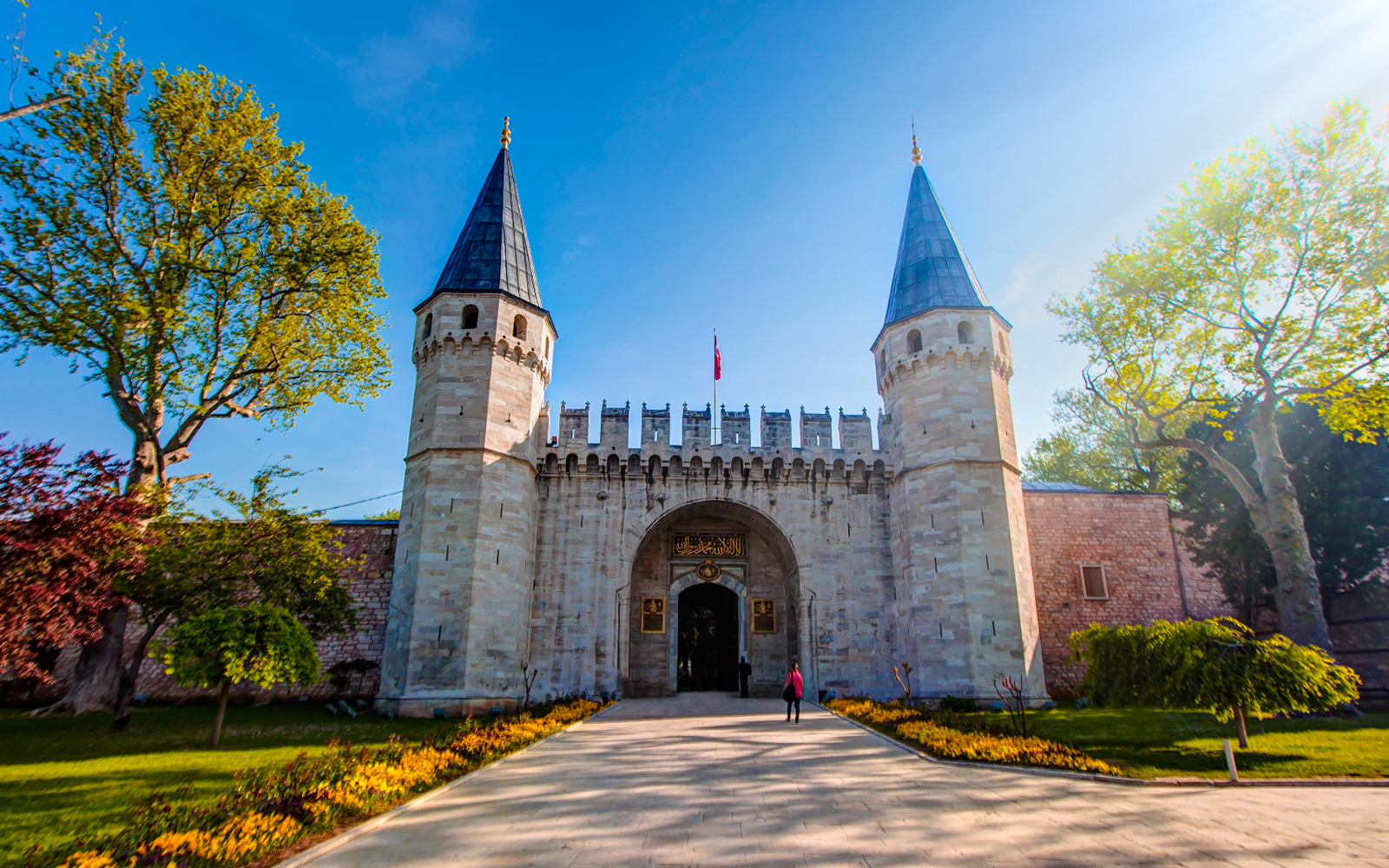 Attractions Near the Maiden's Tower