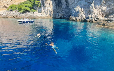 Private Blue Cave & Elafiti Islands Speedboat Tour with Drinks & Snorkeling
