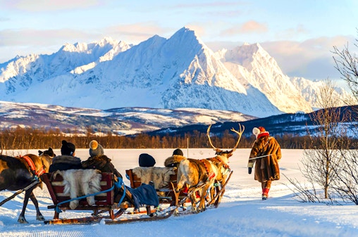 Rentierschlittenfahrt + Kultur der Samen: geführte Tour mit Heißgetränken und Mahlzeit