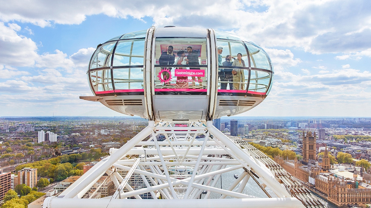 Gatwick Airport and London Victoria Station