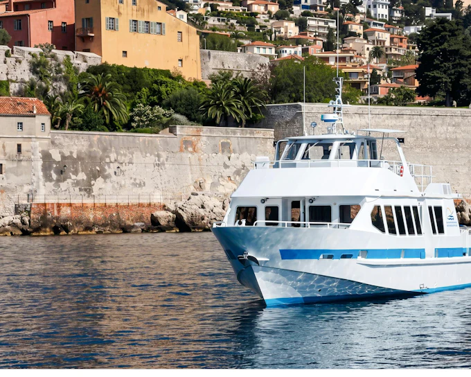 From Villefranche: Monaco Coastal Sightseeing Cruise