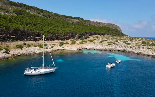 Boat tours of Favignana and Levanzo from Trapani