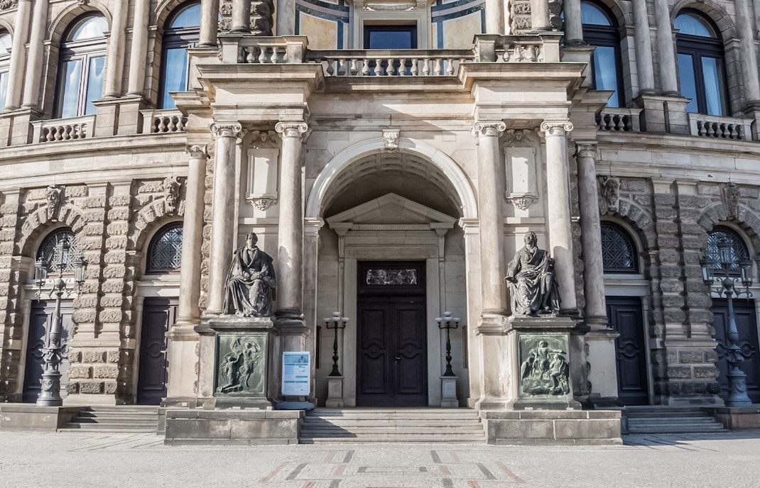 Semperoper Dresden architecture