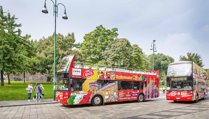 Hop on hop off buses