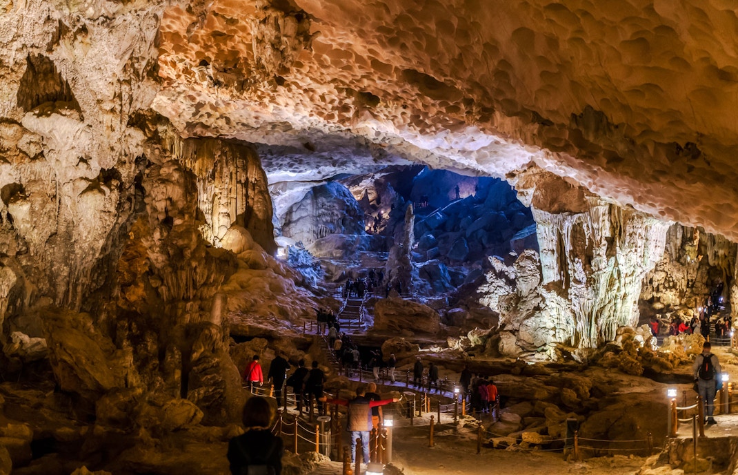 Thien Cung Cave interior with stalactites and stalagmites in Ha Long Bay, Vietnam.