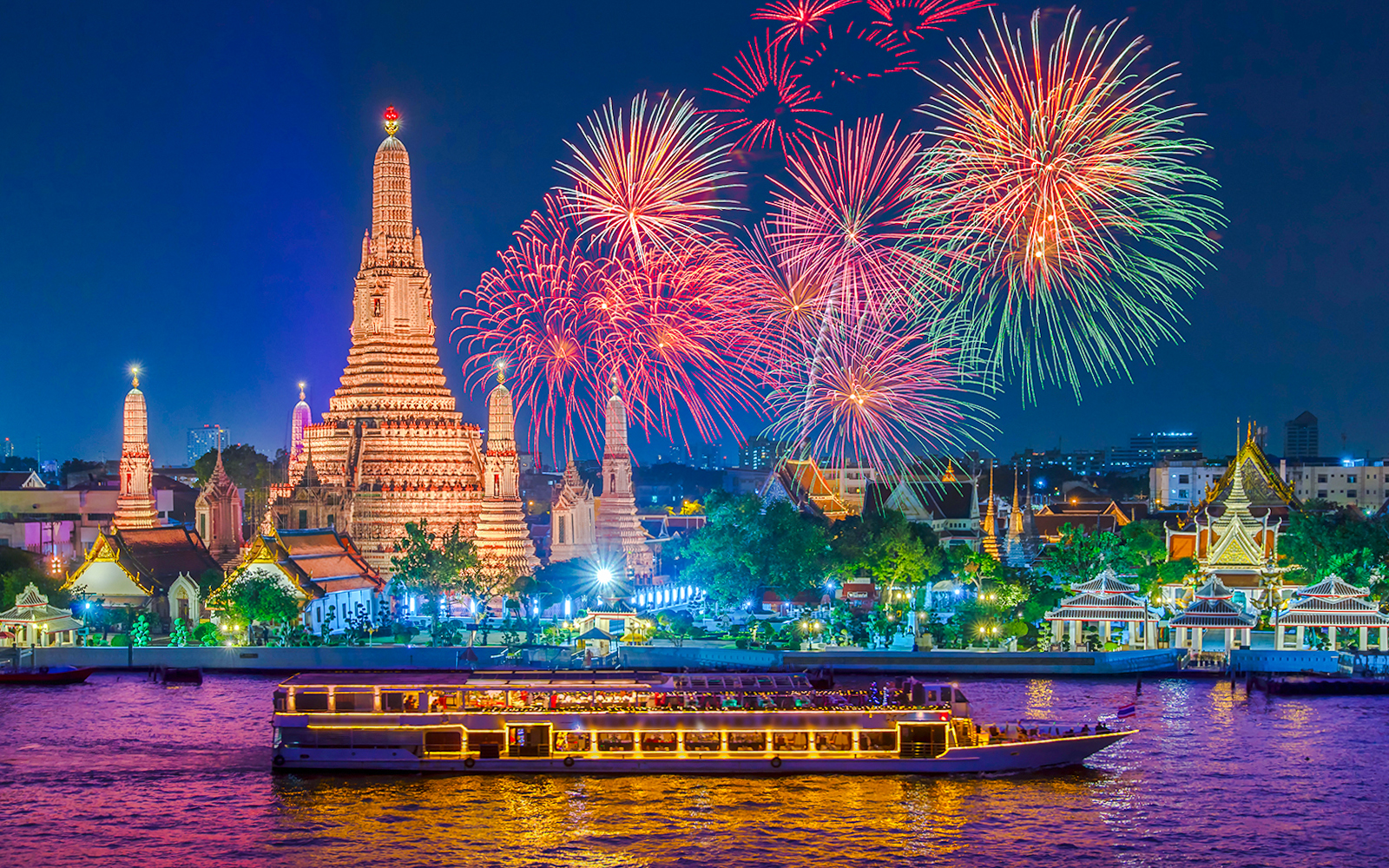 A guide to Chao Phraya River Cruise and why it’s worth it