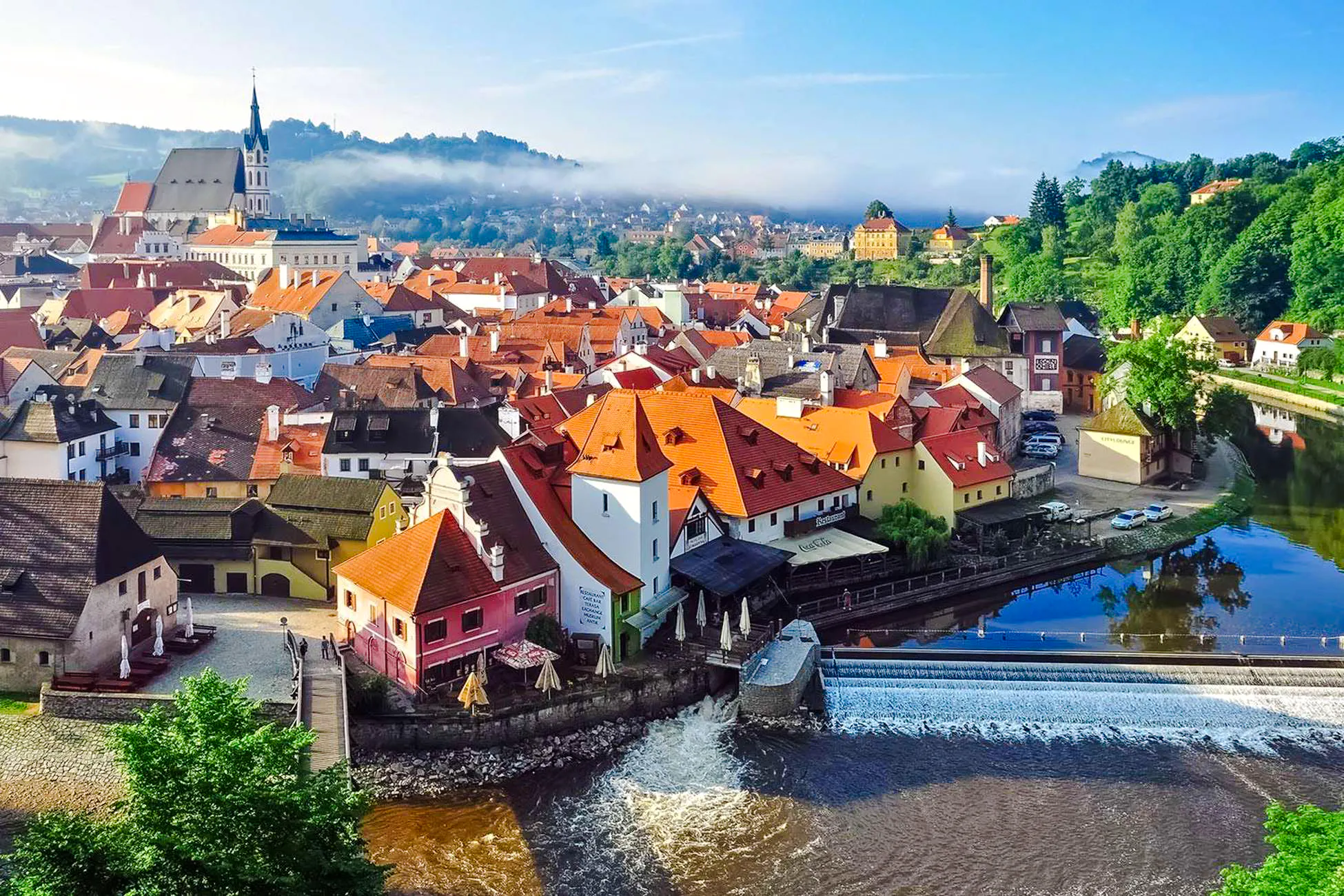 From Prague: Český Krumlov and Hluboká Castle Private Day Trip Image 3