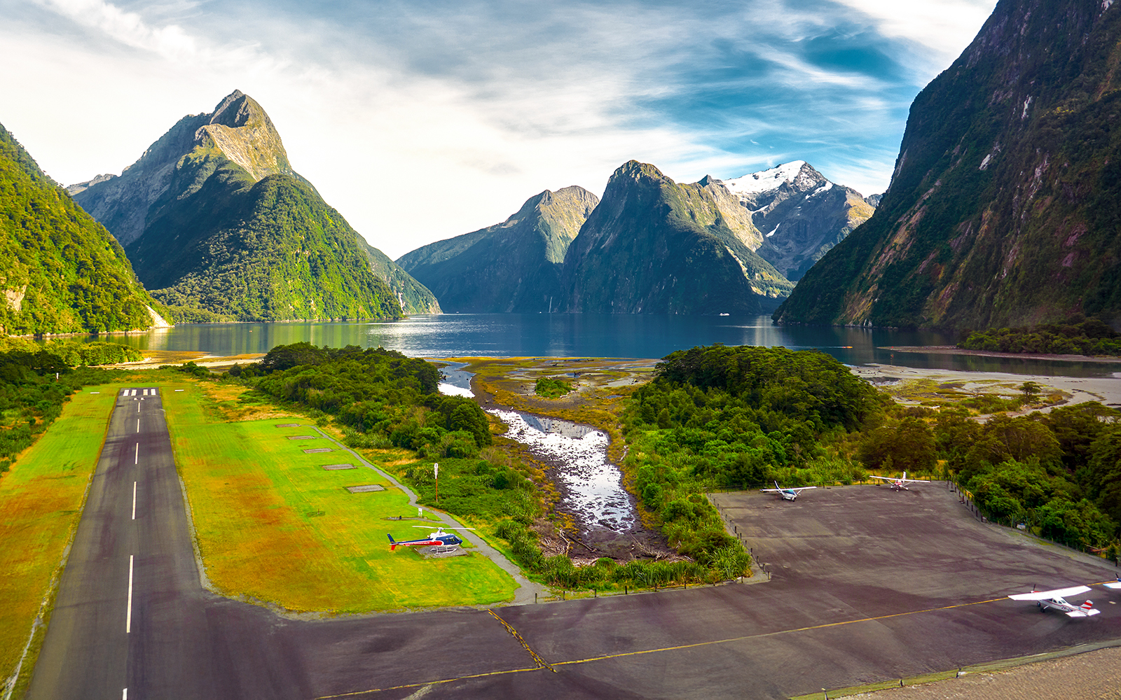 Milford Sound Airport