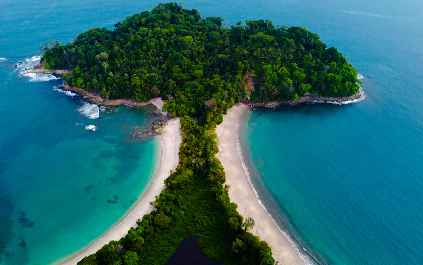 manuel antonio national park guided tour with entry ticket & beach access-1