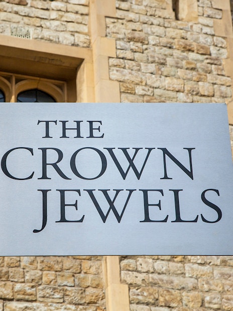 Crown Jewels sign at the Tower of London.