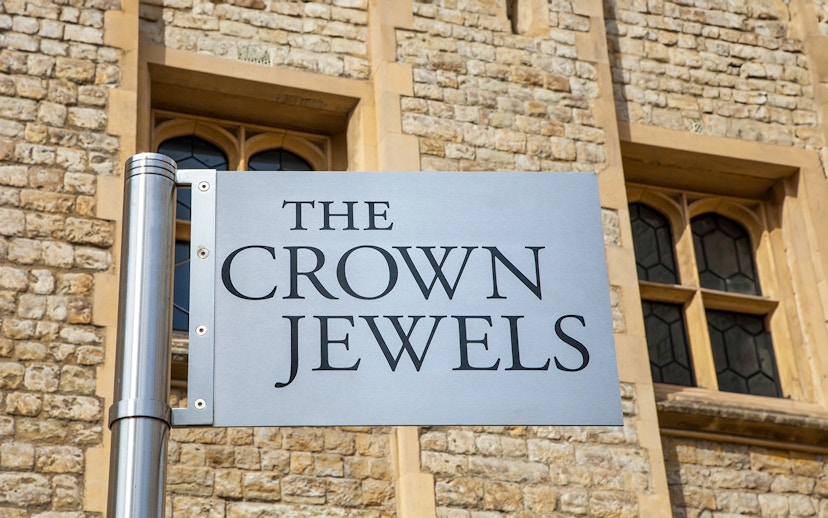 Crown Jewels sign at the Tower of London.