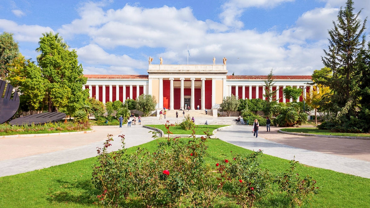 Architecture of the National Archaeological Museum Athens