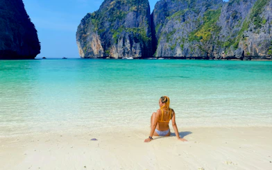 Krabi to Phuket Transfer via Phi Phi with Private Longtail Boat Tour and Maya Bay