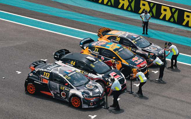 Yas Island Abu Dhabi - yas marina circuit