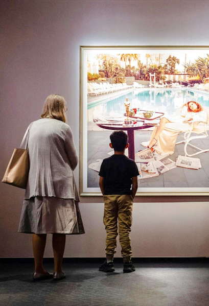 Guests viewing artwork at Fotografiska Berlin exhibition.
