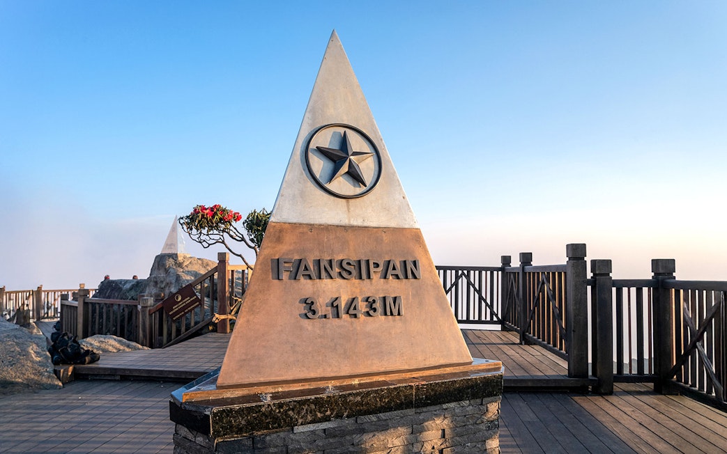 Fansipan summit marker at Sun World Fansipan Legend, Vietnam.