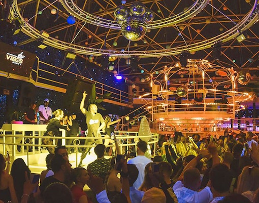 Club Interior of Vibes Party at Es paradis