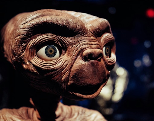 Film prop of ET at Universal Studios Orlando.